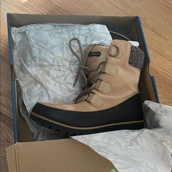 JBU Mendoza Knit💕Tan Sz 10 Womens Beige and Black Snow Boots - Picture 7 of 9